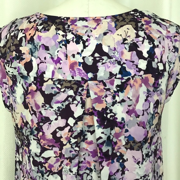 The Limited Top Size M Print - Picture 6 of 8